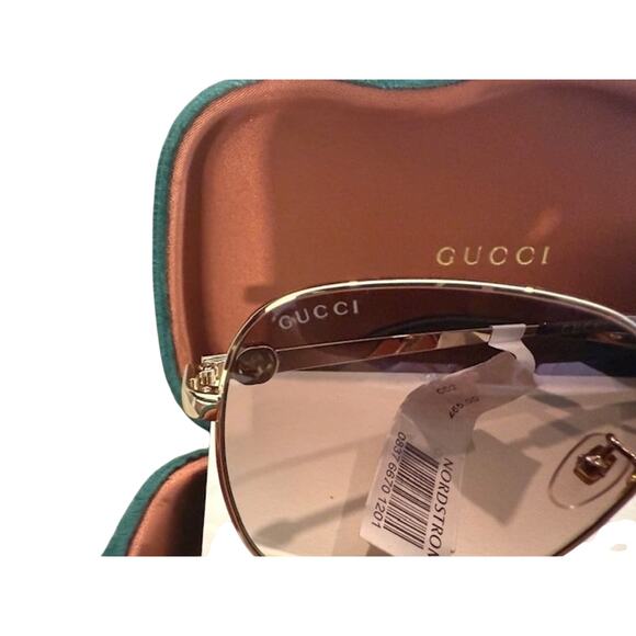 Gucci NWT Cut Out Square Sunglasses Gold Frame - Picture 2 of 4